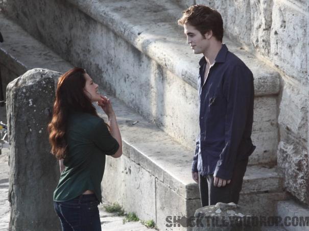 Twilight 2 : Robert Pattinson et Kristen Stewart, enfin le baiser !