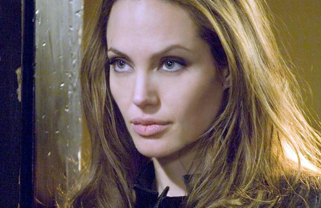 Angelina Jolie détrônée par Oprah Winfrey