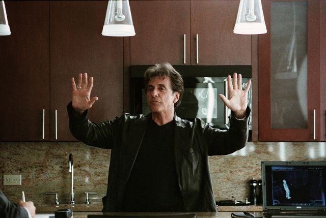 Al Pacino campera un magnat des finances dans Arbitrage