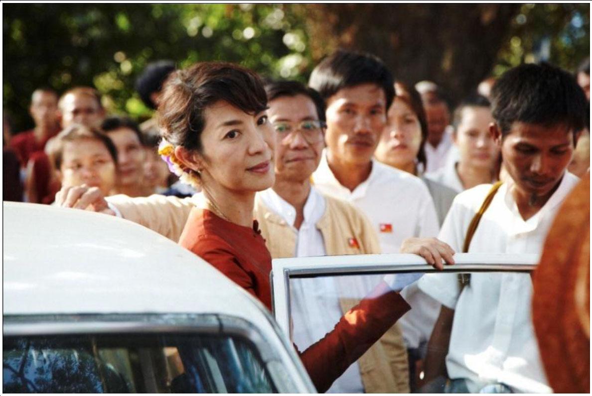Michelle Yeoh, future Aung San Suu Kyi à l'écran, expulsée