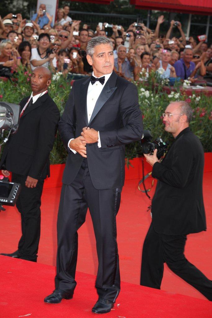 Venise 2011 : le show de George Clooney sur le tapis rouge (photos)