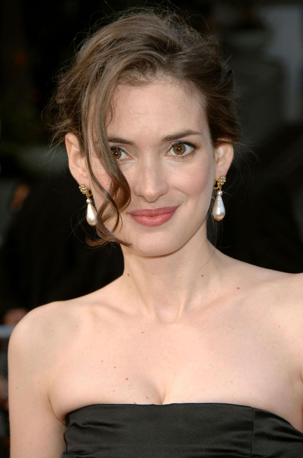 Winona Ryder rejoint The Iceman