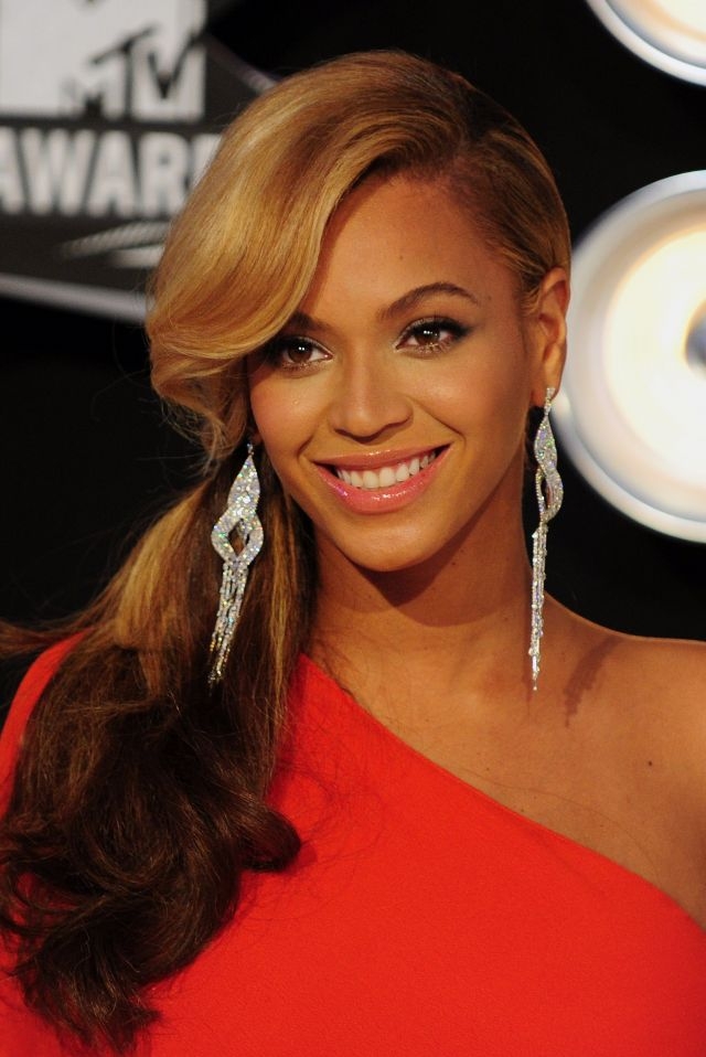 Beyoncé bien entourée pour donner de la voix
