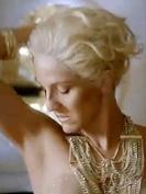 Florence Foresti se prend pour Charlize Theron ! (vidéo)