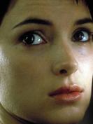Découvrez Winona Ryder dans le clip des Killers réalisé par Tim Burton !