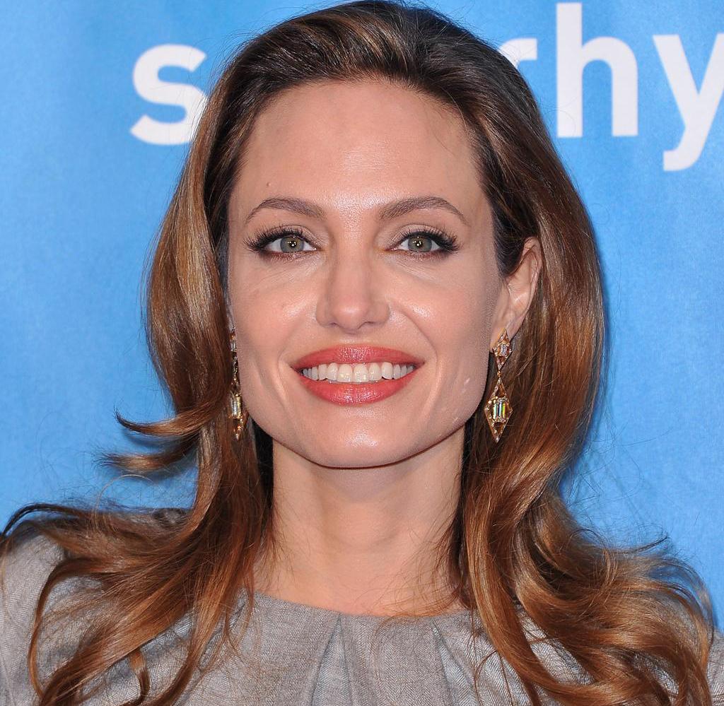 Angelina Jolie se confie sur sa récente double mastectomie