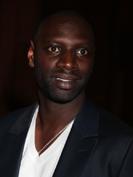 Omar Sy met le feu au concert d'Earth Wind & Fire