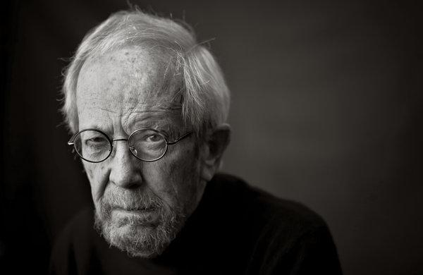 Décès du romancier et scénariste américain Elmore Leonard