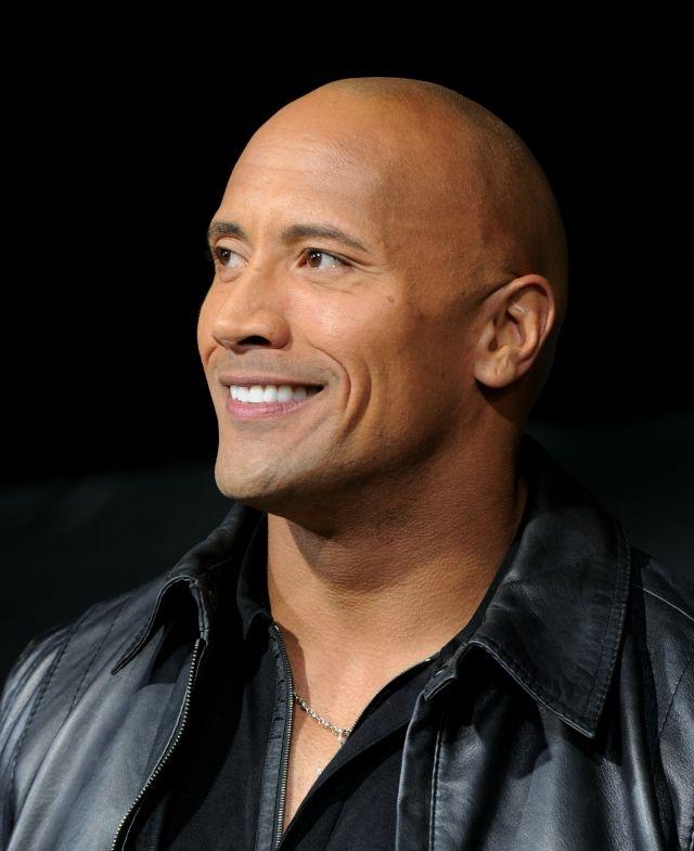 Dwayne Johnson vers un destin super-héroïque chez DC Comics ?