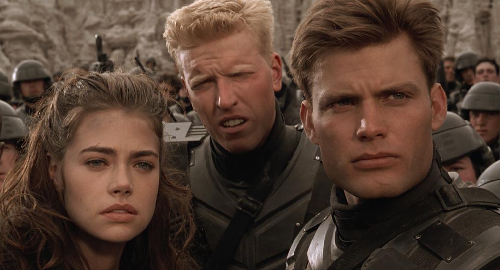 Après Robocop, Total Recall, Terminator… un reboot pour Starship Troopers en cours ?