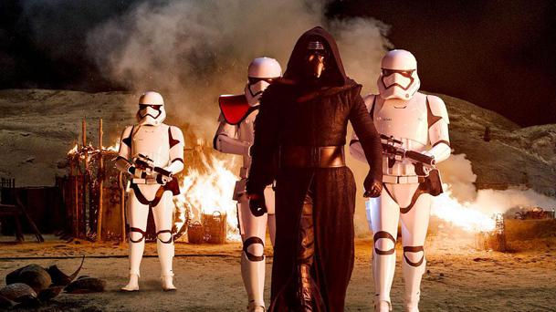 Box-Office US : Star Wars explose les records !