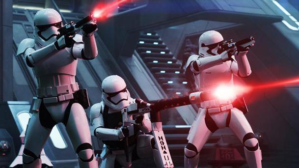 Star Wars VIII décalé à Noël 2017 !