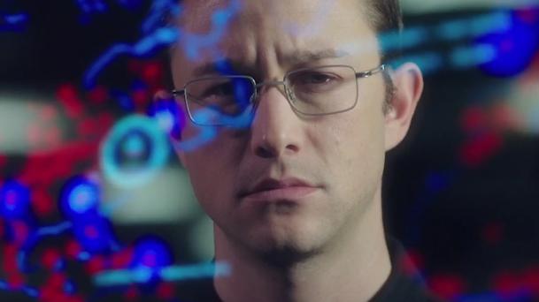 Une bande-annonce tendue pour Snowden avec Joseph Gordon-Levitt