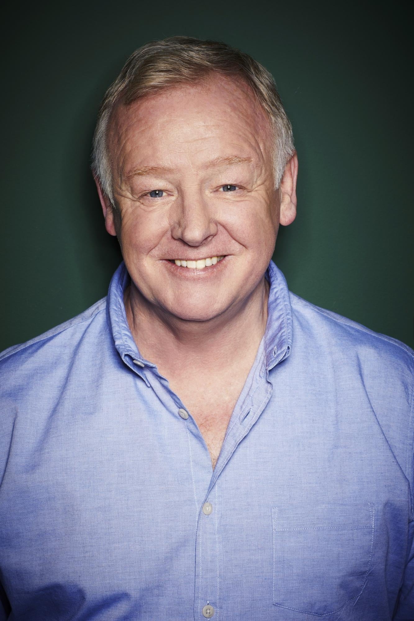 Les Dennis