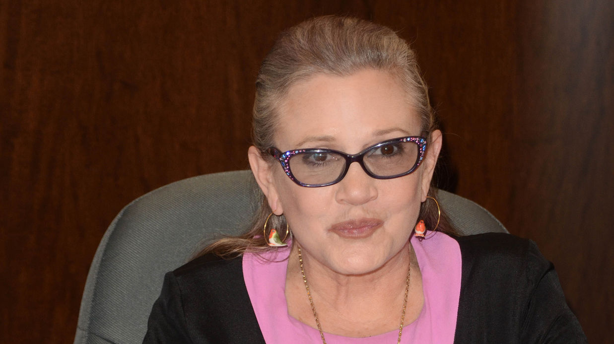 Star Wars, épisode 9 : Carrie Fisher présente sous forme d'hologramme ? Lucasfilm dément !