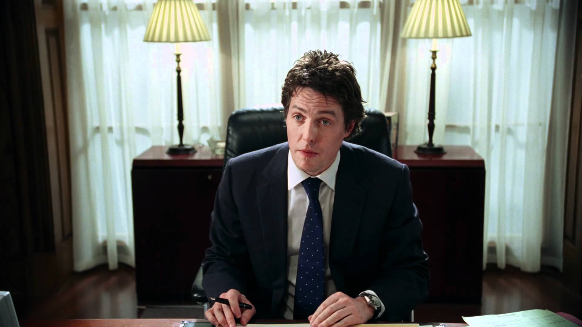 Love Actually, la suite : De nouvelles images avec Hugh Grant dévoilées