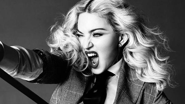 Madonna critique vivement le projet de biopic d’Universal