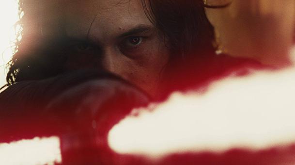 Star Wars VIII : pourquoi la cicatrice de Kylo Ren est-elle différente ?
