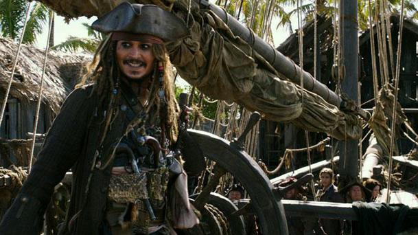 Pirates des Caraïbes : un hacker menace Disney de mettre le film en ligne