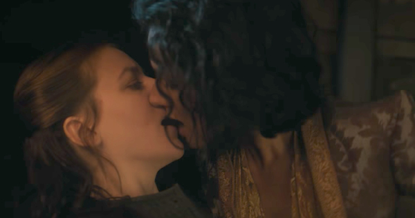 Game of Thrones : le baiser improvisé de Yara et Ellaria