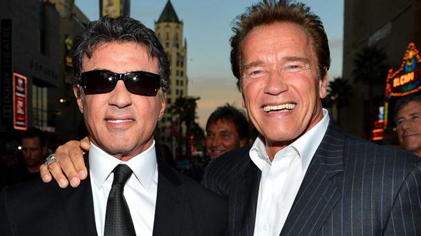 Arnold Schwarzenegger rend hommage à Stallone pour son anniversaire