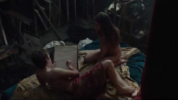 Tulip Fever : Alicia Vikander et Dane DeHaan, amants secrets dans le dernier trailer