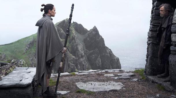 Star Wars : le réalisateur des Derniers Jedi explique un des mystères du film