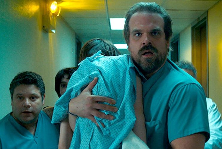 Stranger Things : le tournage de la saison 3 devrait bientôt commencer selon David Harbour