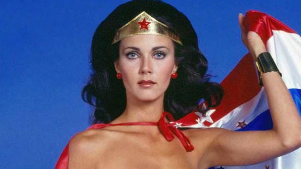 Wonder Woman 2 : Lynda Carter est en négociations pour apparaître dans le film