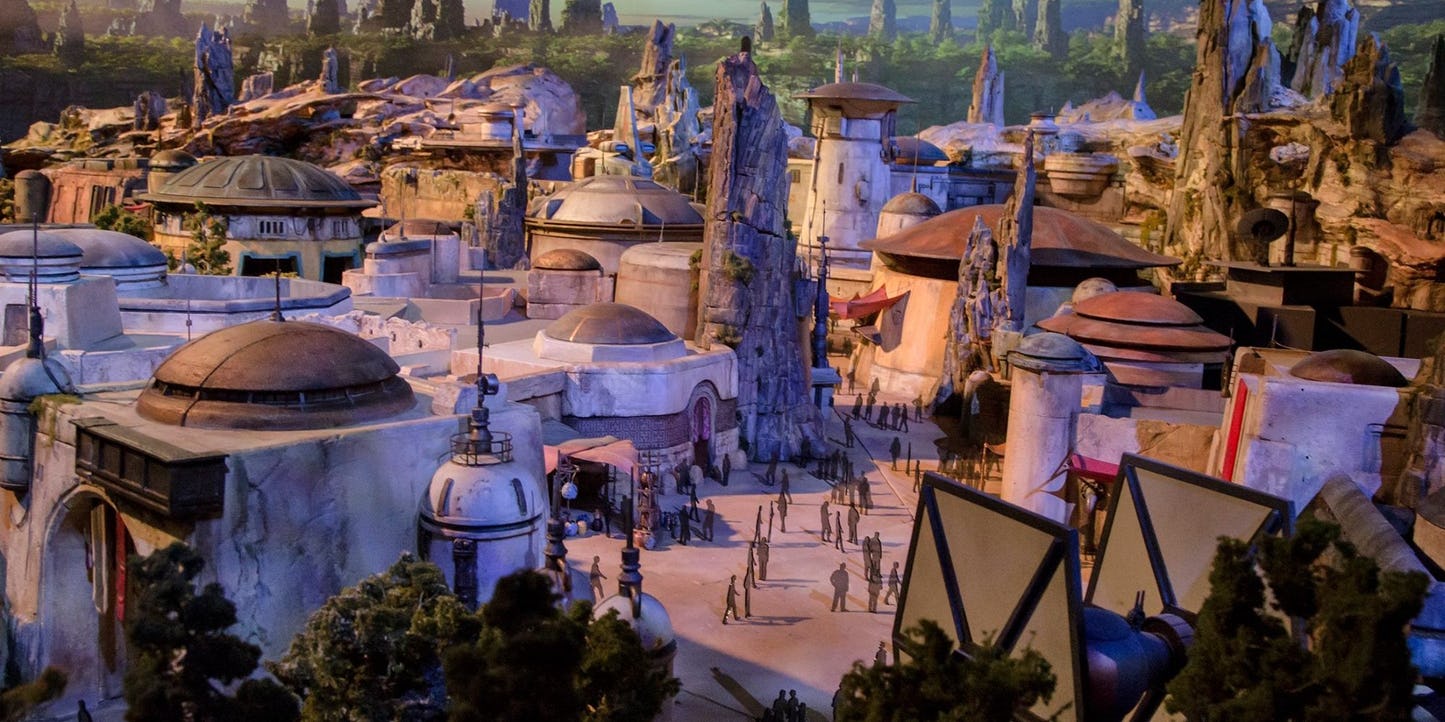 Star Wars : le parc débarque à Disneyland à l’été 2019 !