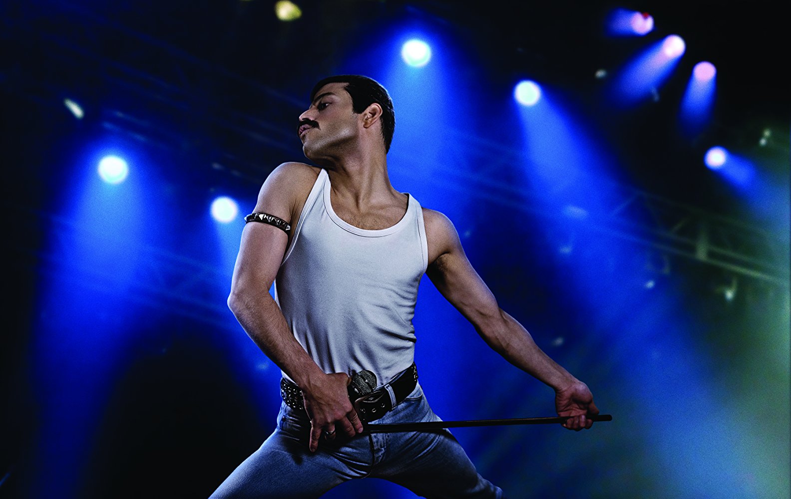 Bohemian Rhapsody : Rami Malek transformé en Freddie Mercury dans la bande-annonce