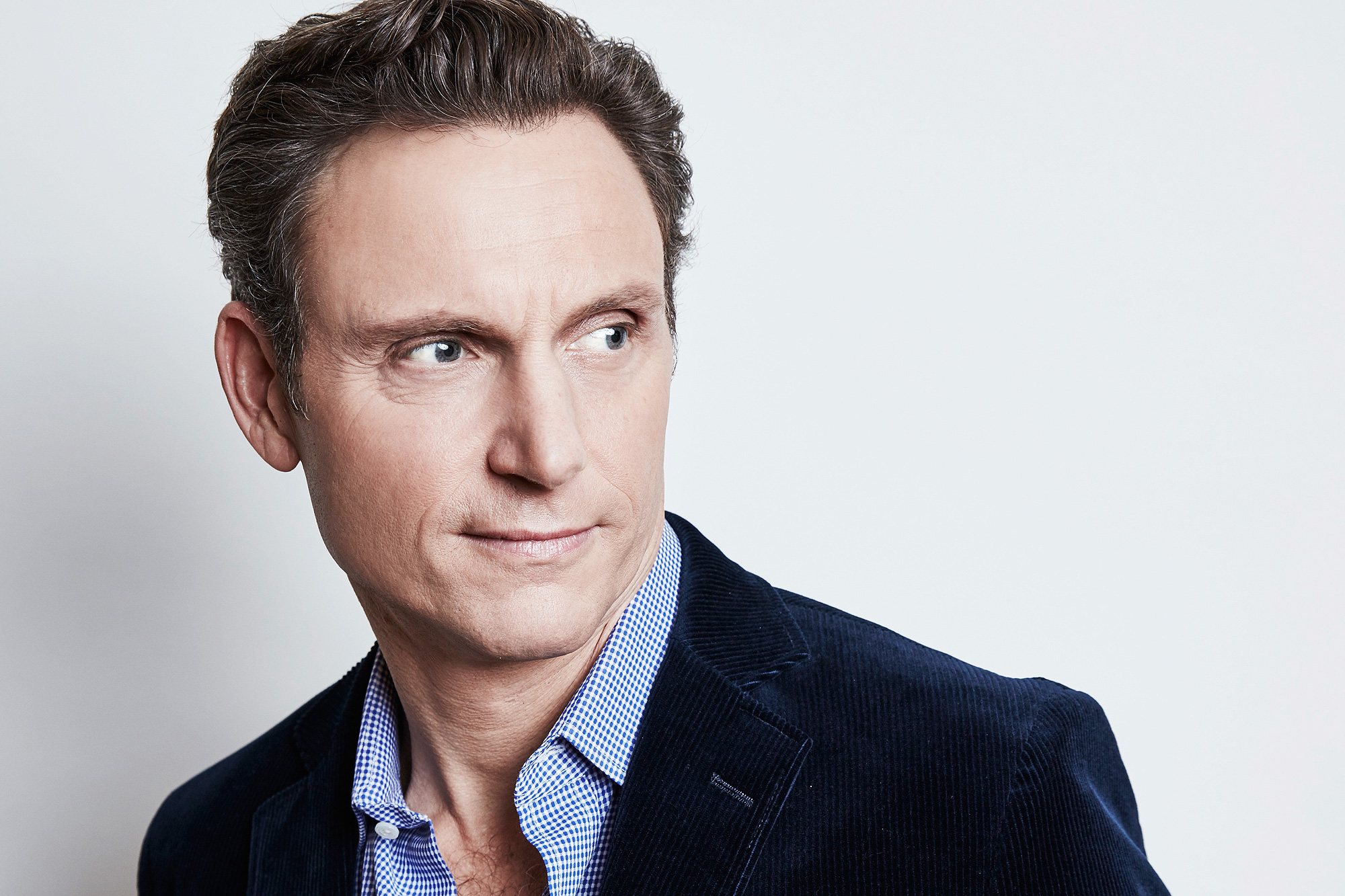 Chambers : Tony Goldwyn sera au côté de Uma Thurman dans la série dramatique Netflix