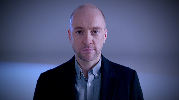 Qui est Derren Brown, le mentaliste anglais star de Netflix ?