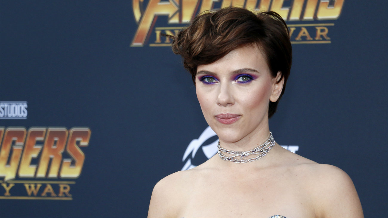 Scarlett Johansson se fait incendier pour avoir pris un rôle transgenre