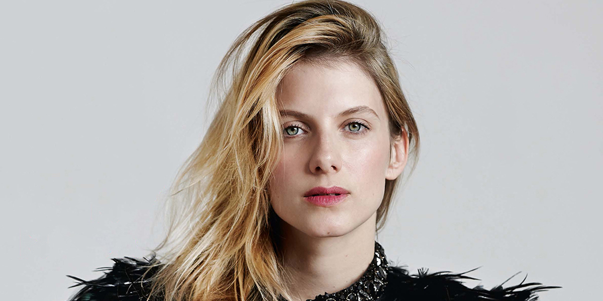 Mélanie Laurent rejoint Ryan Reynolds dans le prochain blockbuster Netflix