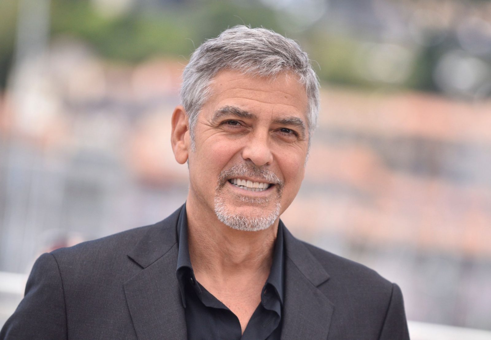 Catch-22 : on sait qui diffusera la série de George Clooney en France