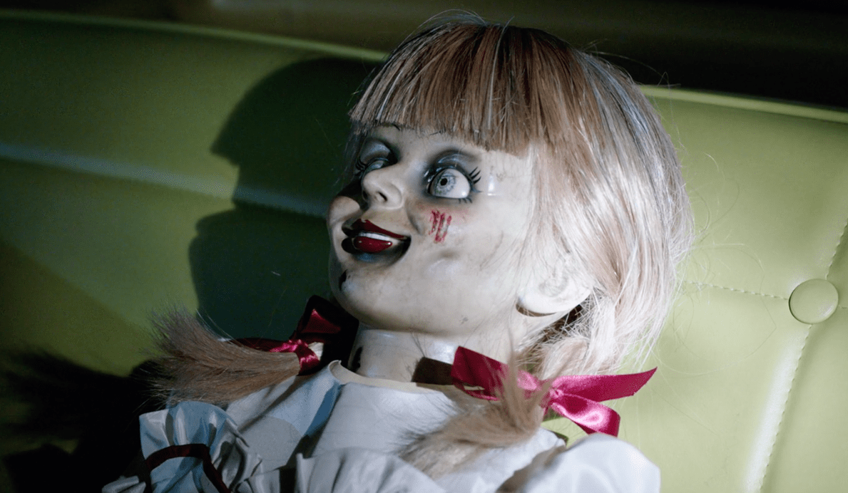 Annabelle 3 : les Warren frôlent la mort dans le premier extrait