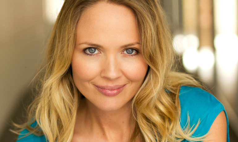Que devient Lara Cox (Hartley, cœurs à vif) ?