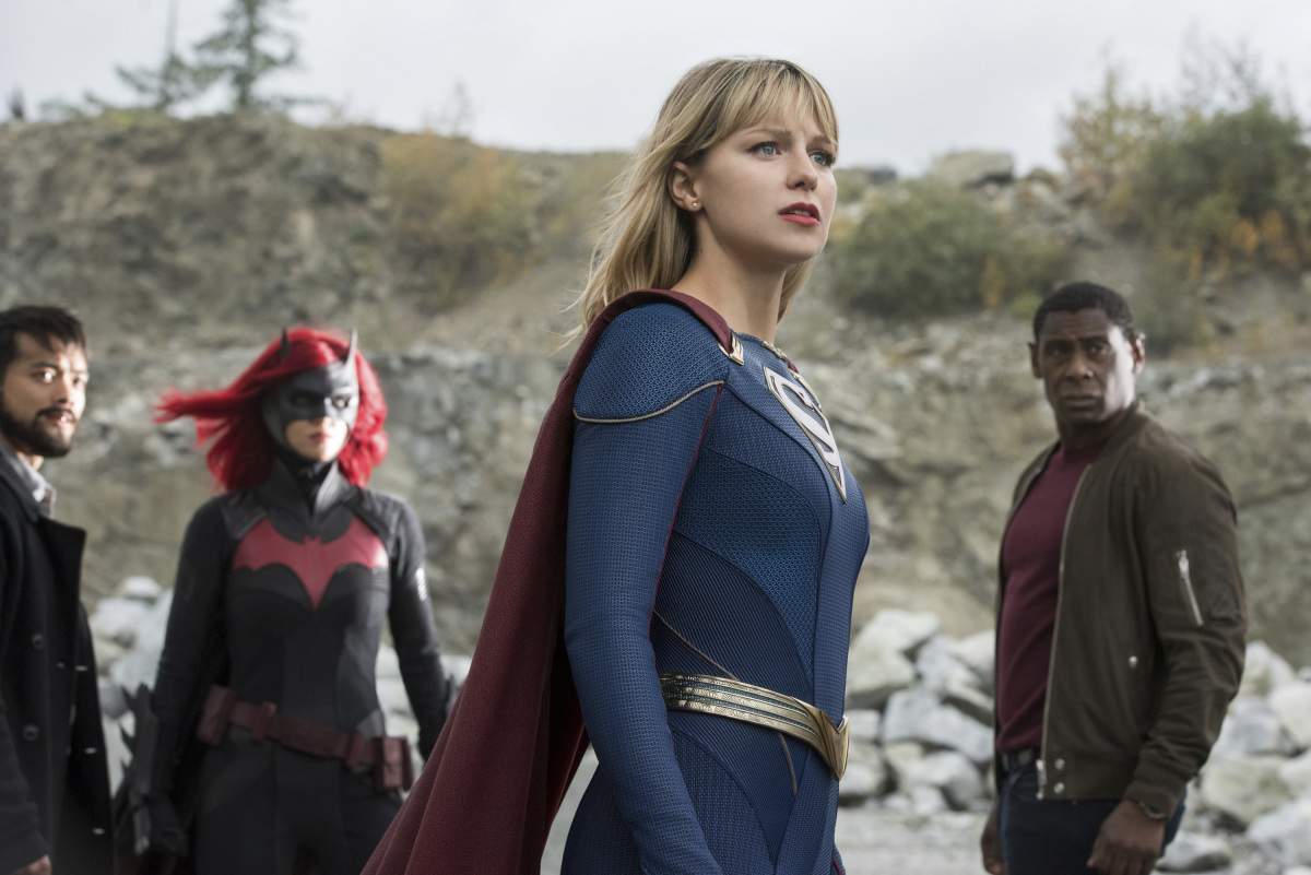 Crisis on Infinite Earths : nouvelles photos de l'épisode d'Arrow