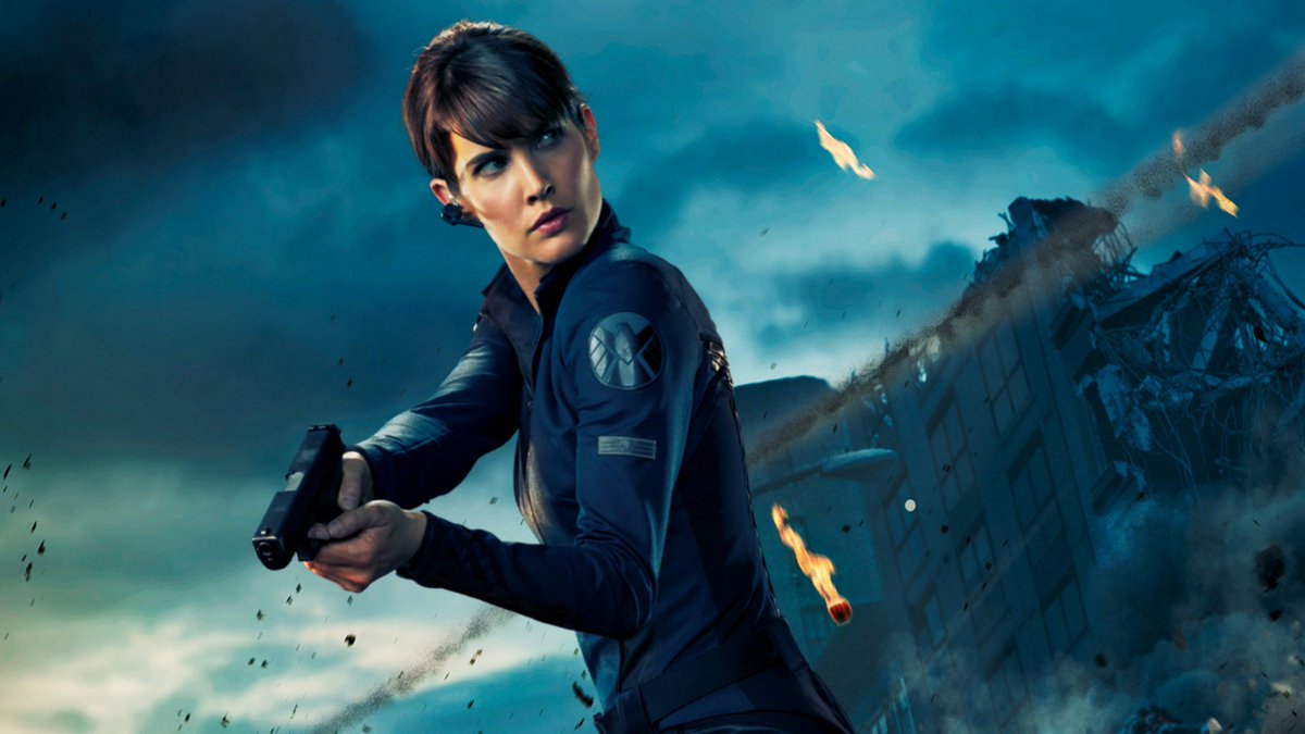 Les Simpson : Cobie Smulders (Maria Hill) dans l'épisode spécial Avengers