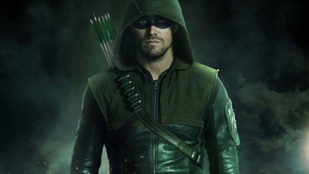 Arrowverse : Oliver Queen Bientôt De Retour Chez DC ? Stephen Amell ...