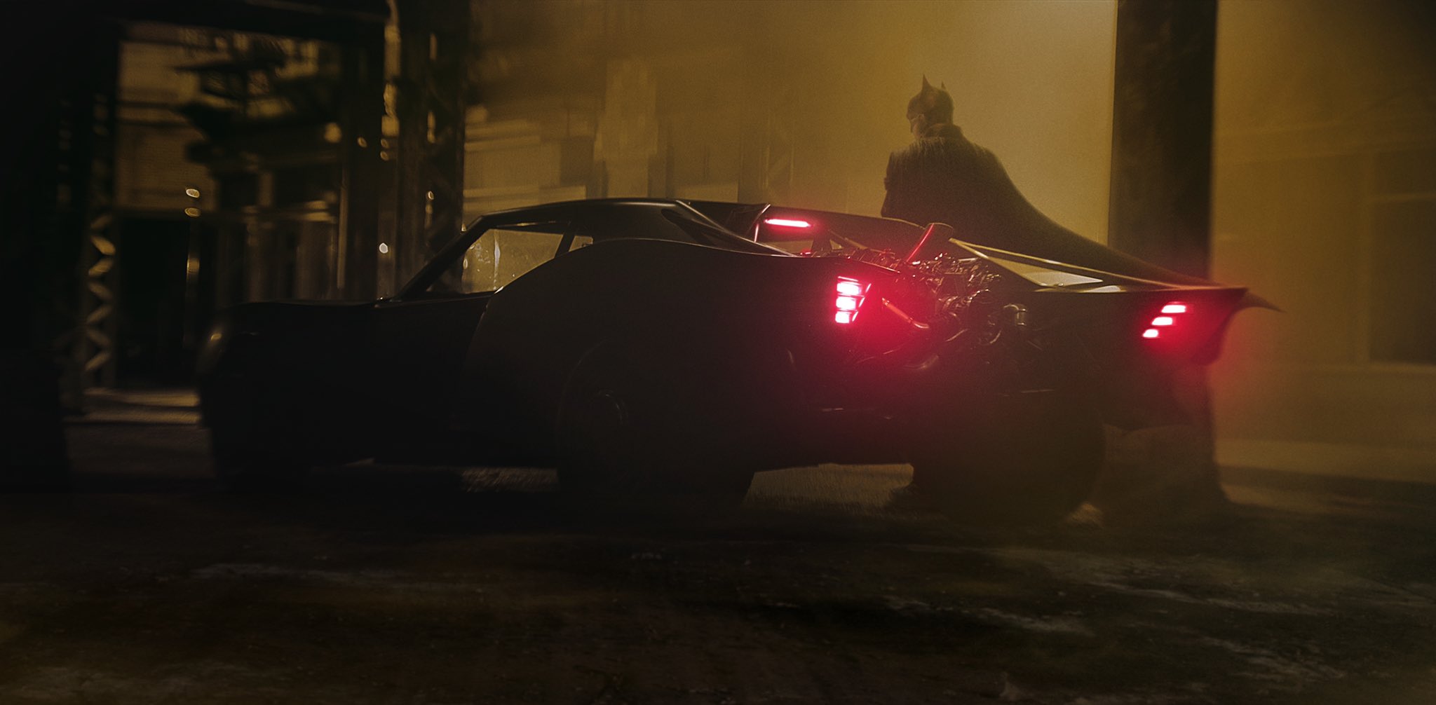 The Batman : Matt Reeves partage des photos de la nouvelle Batmobile
