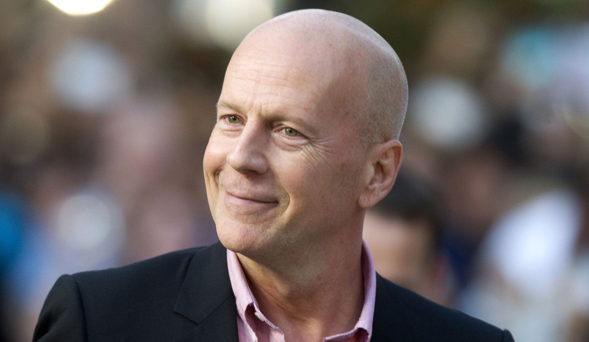 Cosmic Sin : des stars rejoignent Bruce Willis au casting