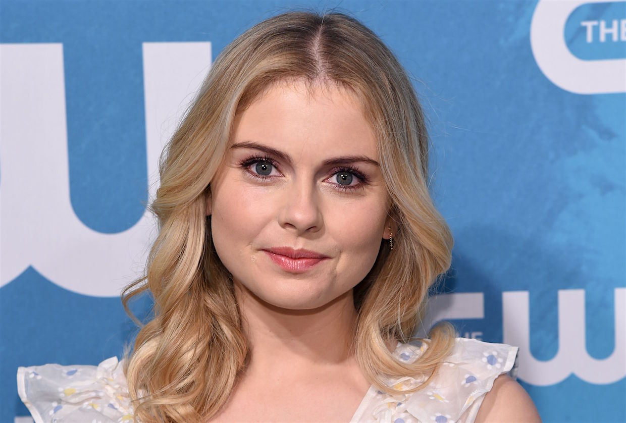 Ghosts : après les zombies, Rose McIver va voir des fantômes