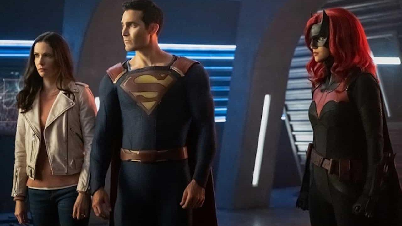 Arrowverse : Superman et Batwoman vont avoir leur crossover