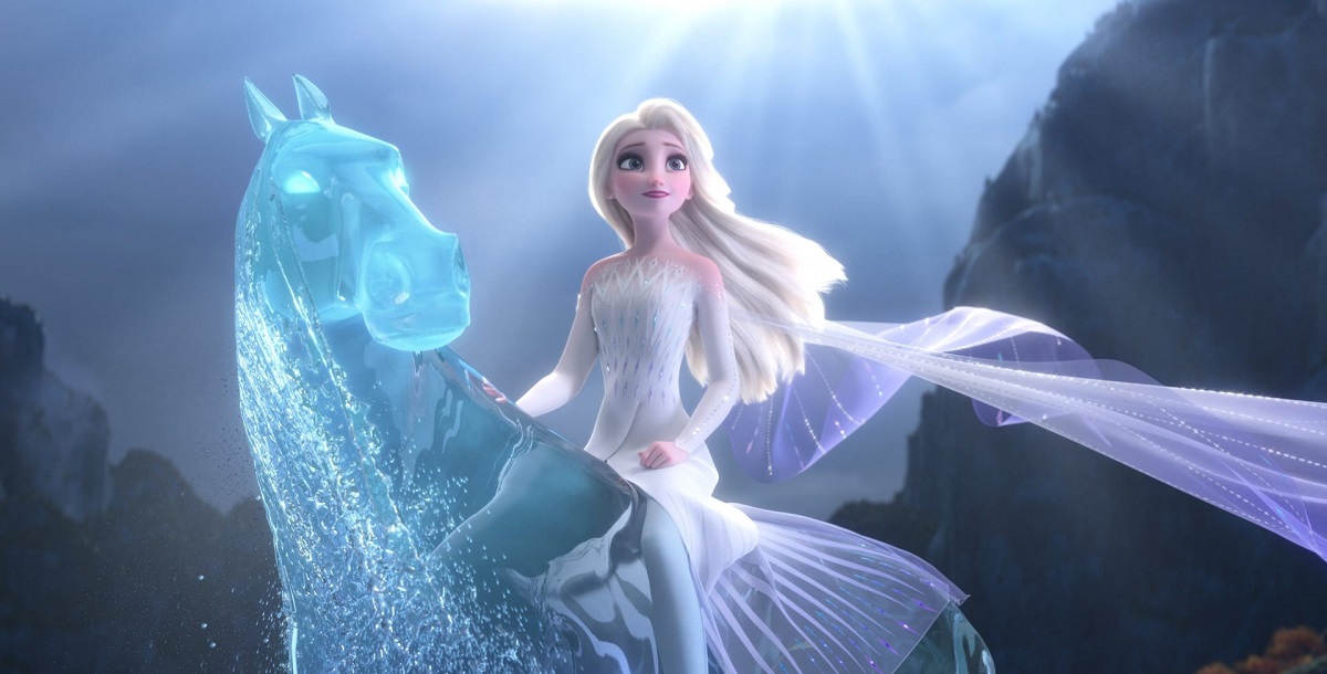 La Reine des Neiges 2 : à qui appartient la voix qu’Elsa entend ?