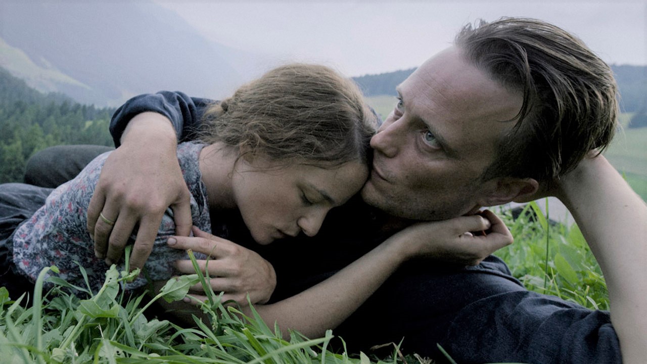 Une vie cachée : au ban de la société en Blu-ray