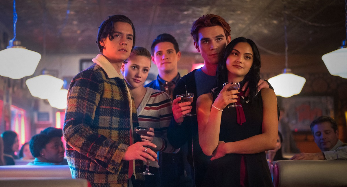 Riverdale saison 5 : Archie déjà dévêtu sur une image de tournage
