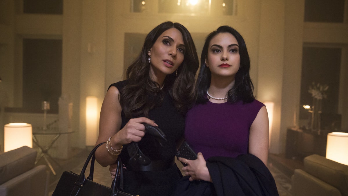 Riverdale : une des stars de la série révèle son passé d'agent secret