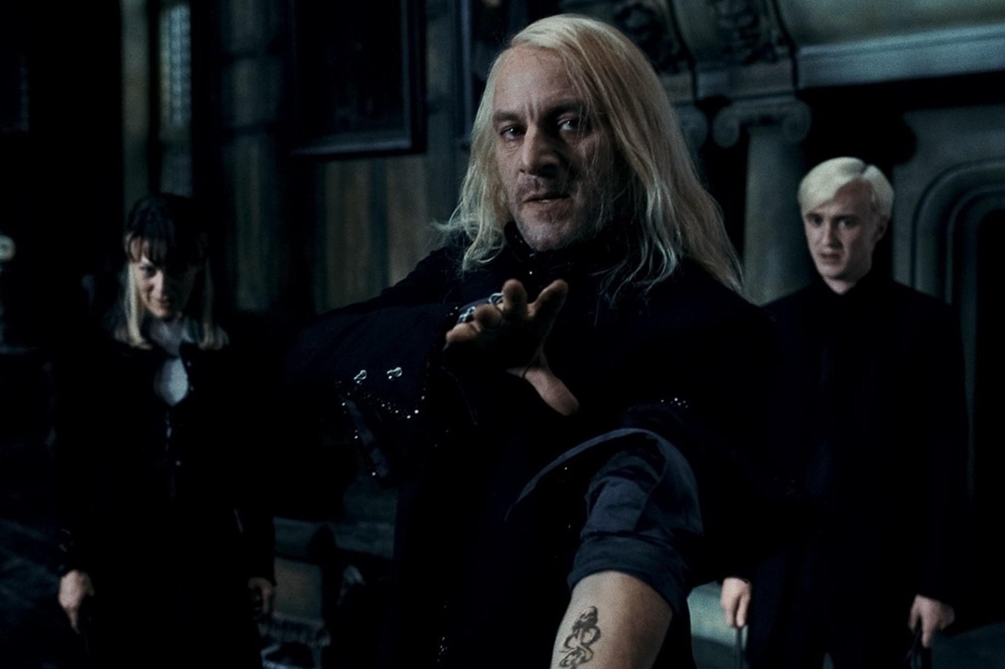 Harry Potter et les Reliques de la Mort - partie 1 : Jason Isaacs a failli  ne pas revenir jouer Lucius Malefoy - CinéSérie